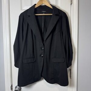 Torrid women's Two Button ruched‎ sleeves Black soft stretchy Blazer Size 4 4X